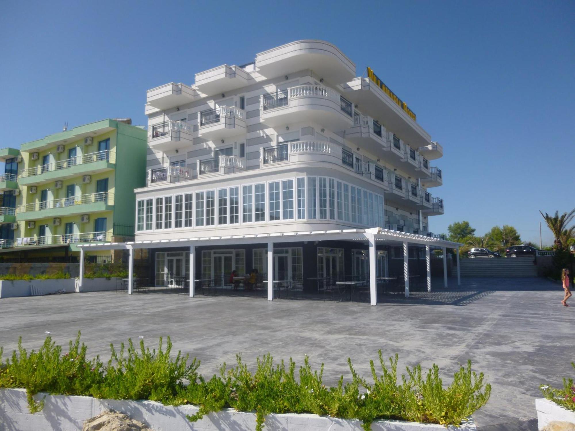 Villamaria Hotel Zverneci Exteriör bild